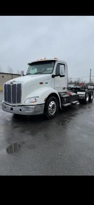 2025-peterbilt-579-daycab #10475