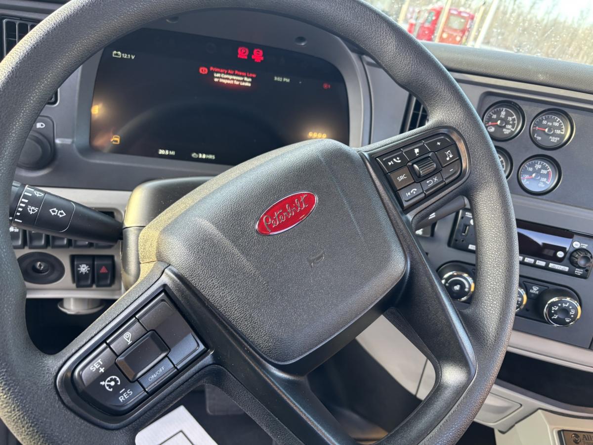 2026 Peterbilt 567 - image 7