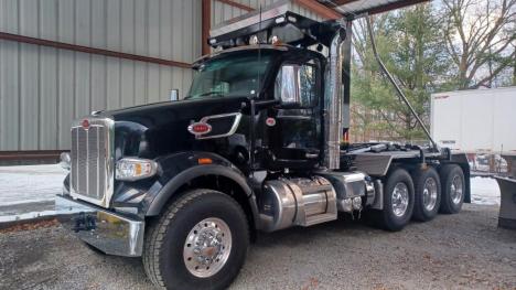 2026 PETERBILT 567 Hooklift Truck #10505