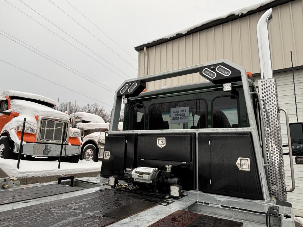 2025 Peterbilt - image 6