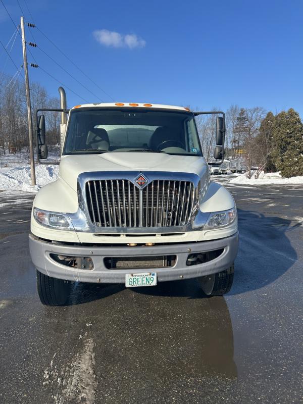 2016 INTERNATIONAL TRANSTAR 4300 Septic Tank Truck - image 3