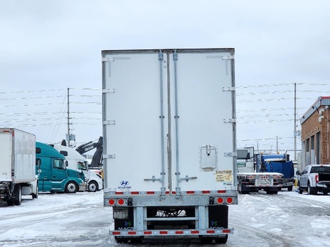 Vehicle photo thumbnail 5