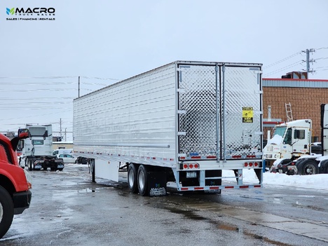 Vehicle photo thumbnail 4