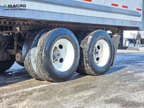 Vehicle photo thumbnail 8