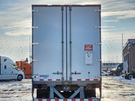 Vehicle photo thumbnail 5