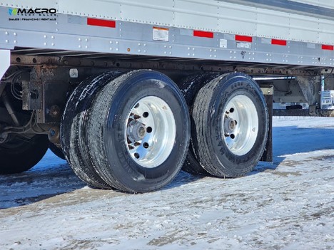 Vehicle photo thumbnail 8