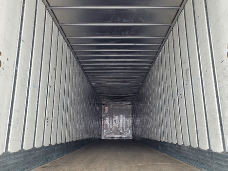 Vehicle photo thumbnail 9