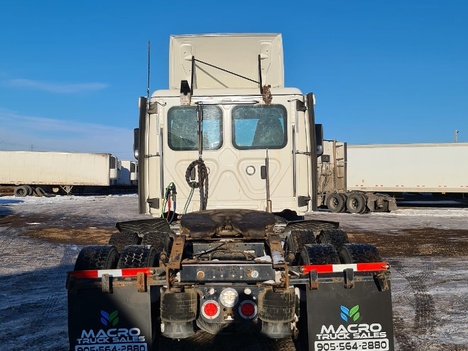 Vehicle photo thumbnail 5