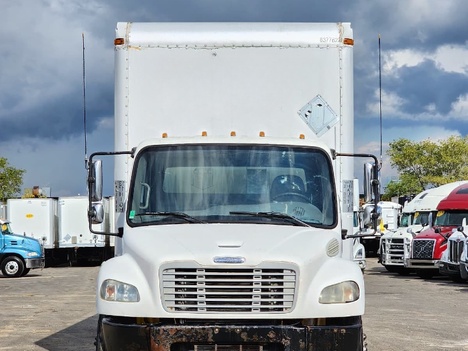 Vehicle photo thumbnail 2
