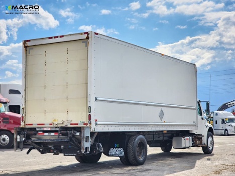 Vehicle photo thumbnail 6