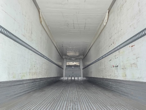 Vehicle photo thumbnail 9