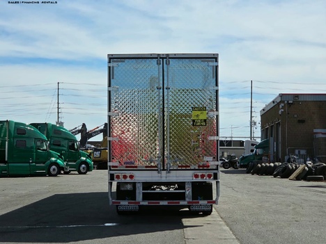 Vehicle photo thumbnail 5