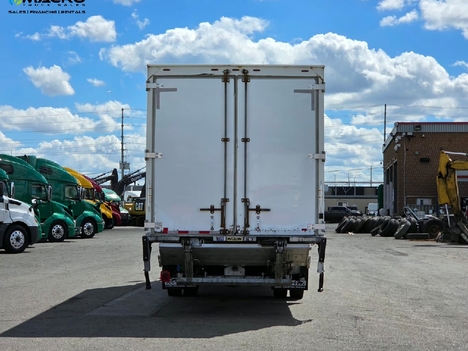 Vehicle photo thumbnail 5