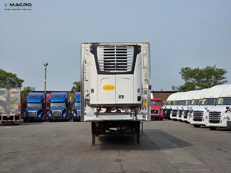 Vehicle photo thumbnail 2