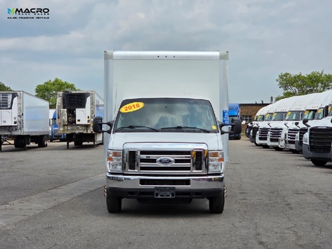 Vehicle photo thumbnail 2