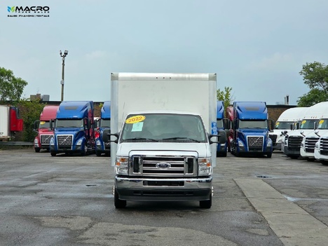 Vehicle photo thumbnail 2
