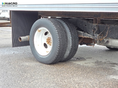 Vehicle photo thumbnail 7