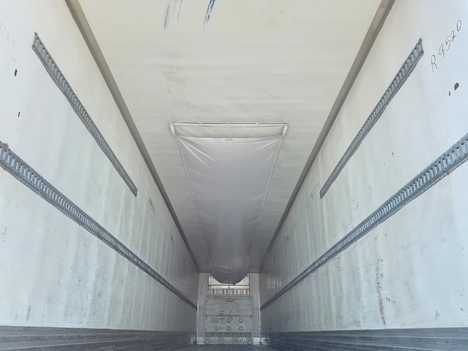 Vehicle photo thumbnail 9