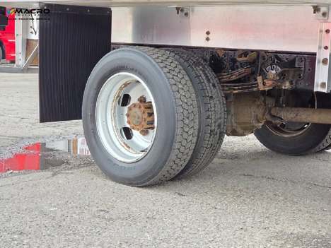 Vehicle photo thumbnail 7