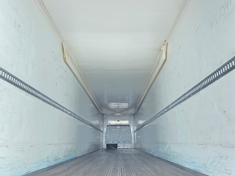 Vehicle photo thumbnail 6