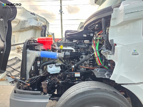Vehicle photo thumbnail 10