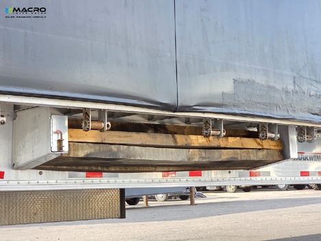 Vehicle photo thumbnail 9