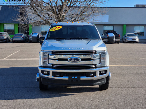 Vehicle photo thumbnail 2
