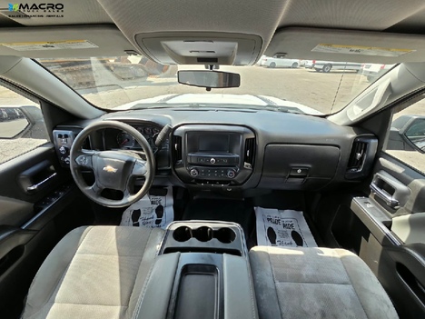 Vehicle photo thumbnail 8