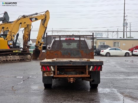 Vehicle photo thumbnail 5