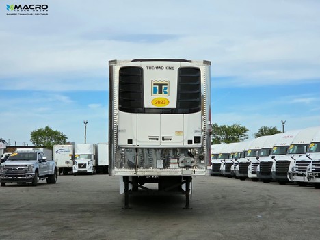 Vehicle photo thumbnail 2
