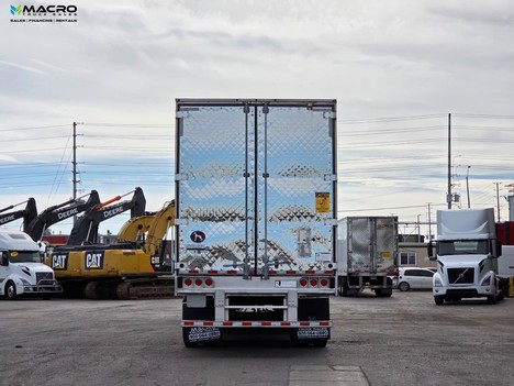 Vehicle photo thumbnail 5