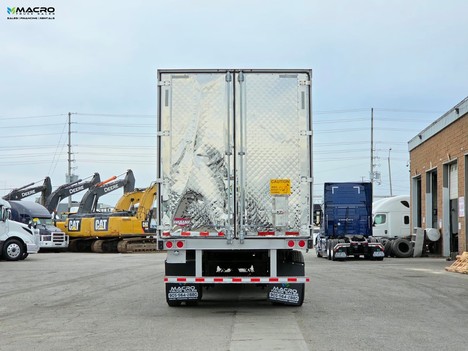 Vehicle photo thumbnail 5