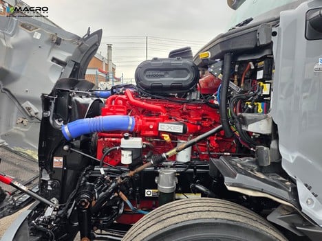 Vehicle photo thumbnail 9