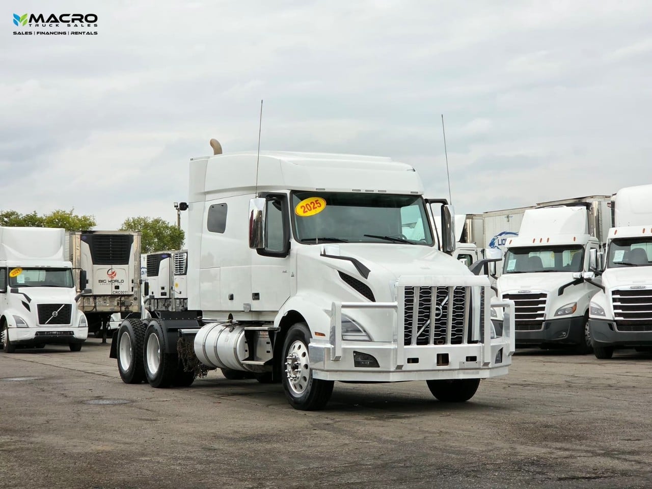2025 VOLVO VNL 740 Sleeper #1 2025 VOLVO VNL 740 Sleeper #1