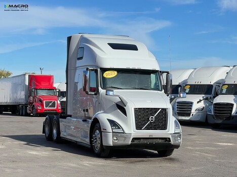 2023-volvo-vnr-sleeper #1395