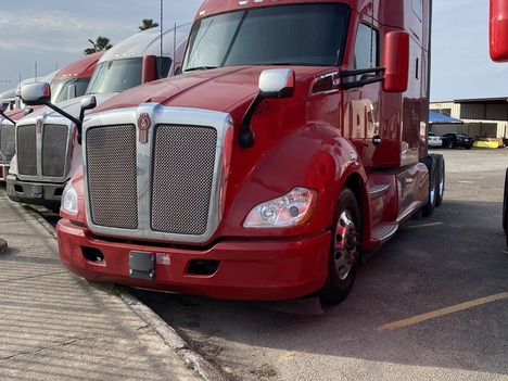 2020 KENWORTH T680 Tandem Axle Sleeper #1082
