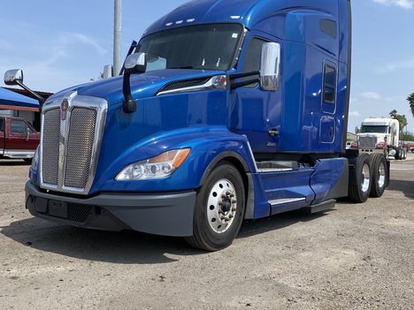 2023 KENWORTH T680 NEXT GENERATION Tandem Axle Sleeper #1087