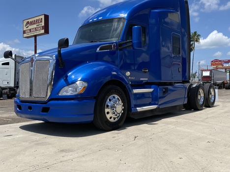 2017-kenworth-t680-tandem-axle-sleeper #1091