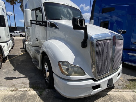 2020-kenworth-t680-tandem-axle-sleeper #1093