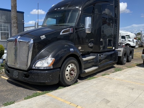 2020 KENWORTH T680 Tandem Axle Sleeper #1108