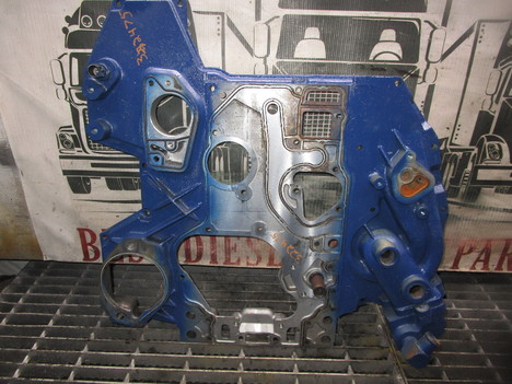 USED INTERNATIONAL DT466E TIMING COVER TRUCK PARTS #10950