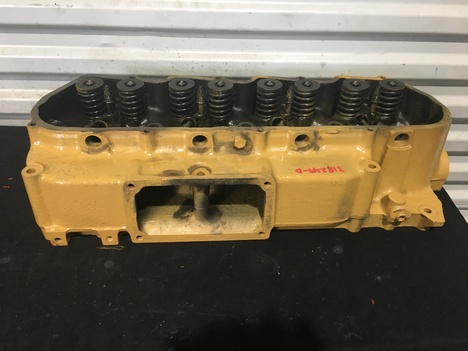 USED CAT 3208N CYLINDER HEAD TRUCK PARTS #11021