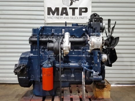 2000 INTERNATIONAL DT466E Complete Engine #11259