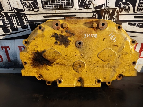 USED DETROIT DIESEL 4-71 TIMING COVER TRUCK PARTS #11585