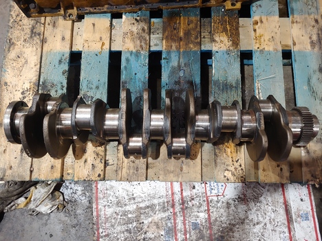 USED 2004 CAT C7 CRANKSHAFT TRUCK PARTS #12554