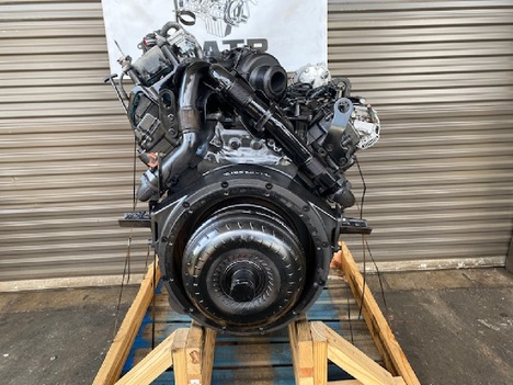 2004 INTERNATIONAL VT365 Complete Engine #13869