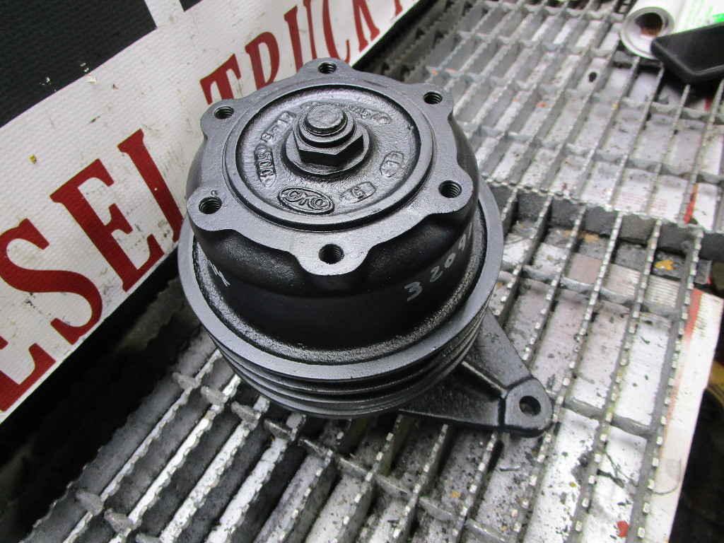 USED DETROIT DIESEL FAN HUB FAN CLUTCH FOR SALE 15405