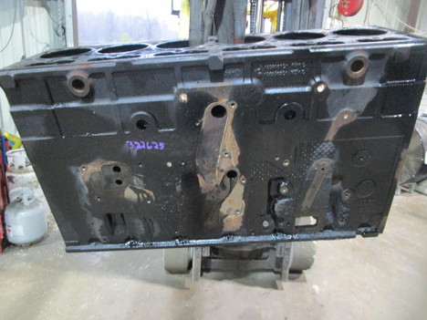 USED INTERNATIONAL MAXXFORCE DT ENGINE BLOCK TRUCK PARTS #15760