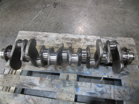 USED MERCEDES-BENZ OM926LA CRANKSHAFT TRUCK PARTS #16205