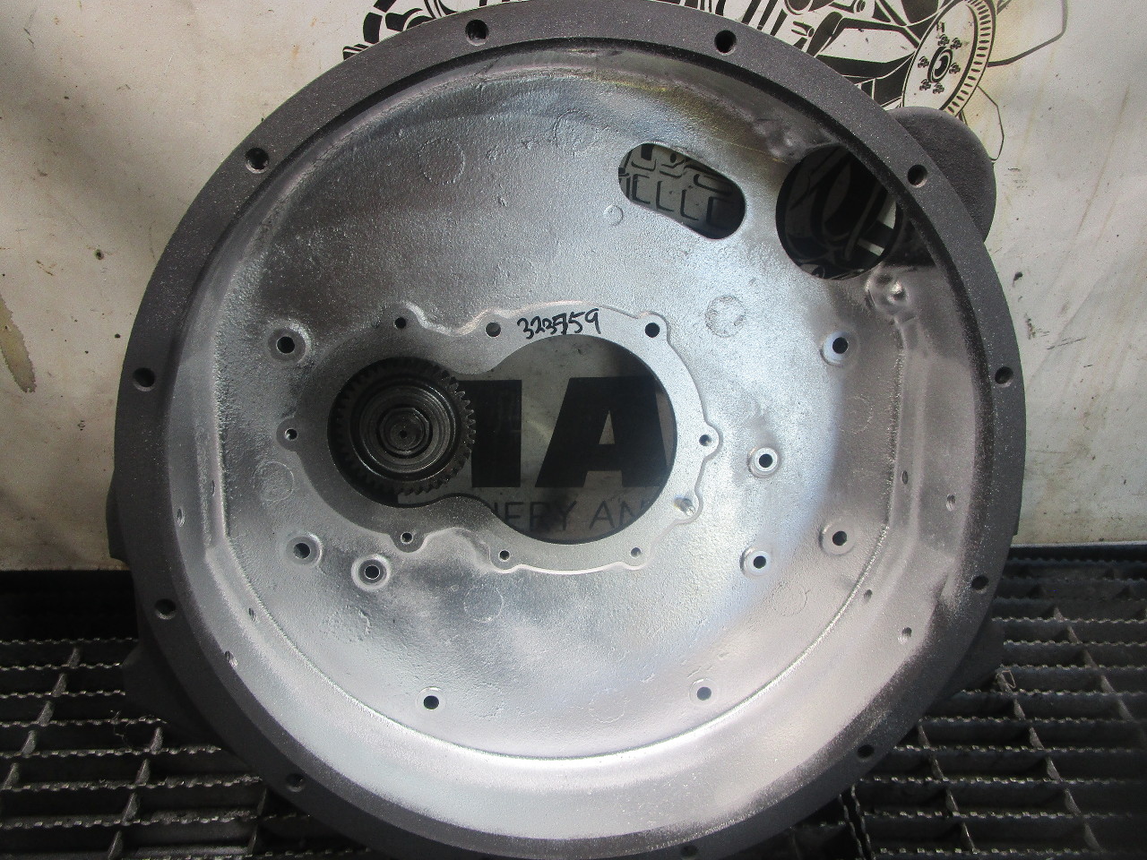 USED INTERNATIONAL VT365 6.0L V8 BELL HOUSING FOR SALE 16338